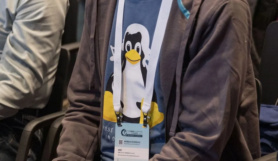 Linux Foundation Elena Azzalini